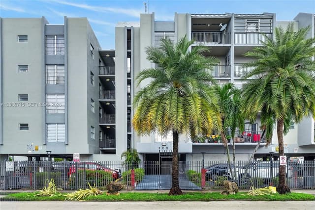 305 W 68th St # 419, Hialeah FL 33014 - Hialeah, FL - Photo 2