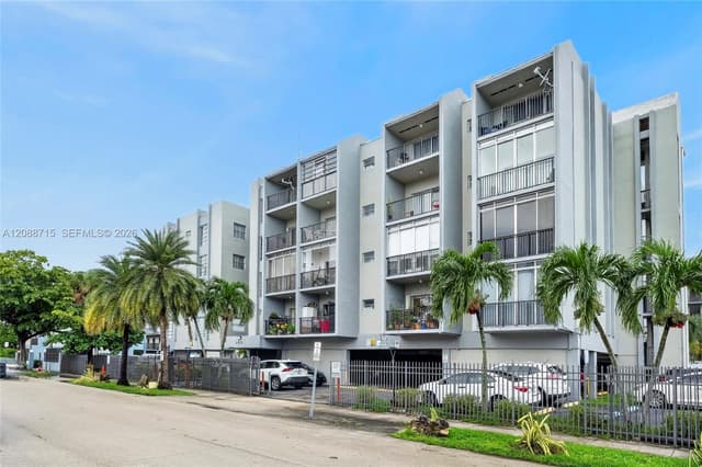 305 W 68th St # 419, Hialeah FL 33014 - Hialeah, FL - Photo 3