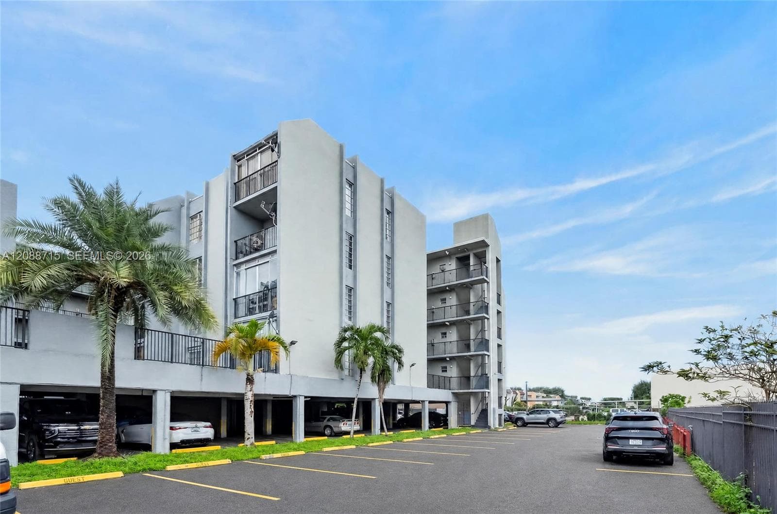 305 W 68th St # 419, Hialeah FL 33014 - Hialeah, FL - Photo 1