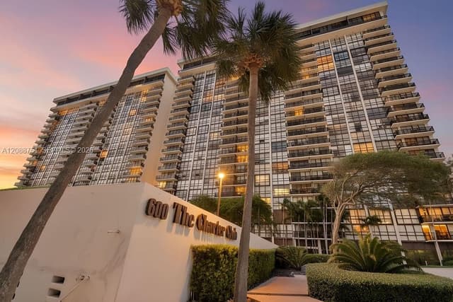 600 NE 36th St # 508, Miami FL 33137 - Miami, FL - Photo 2