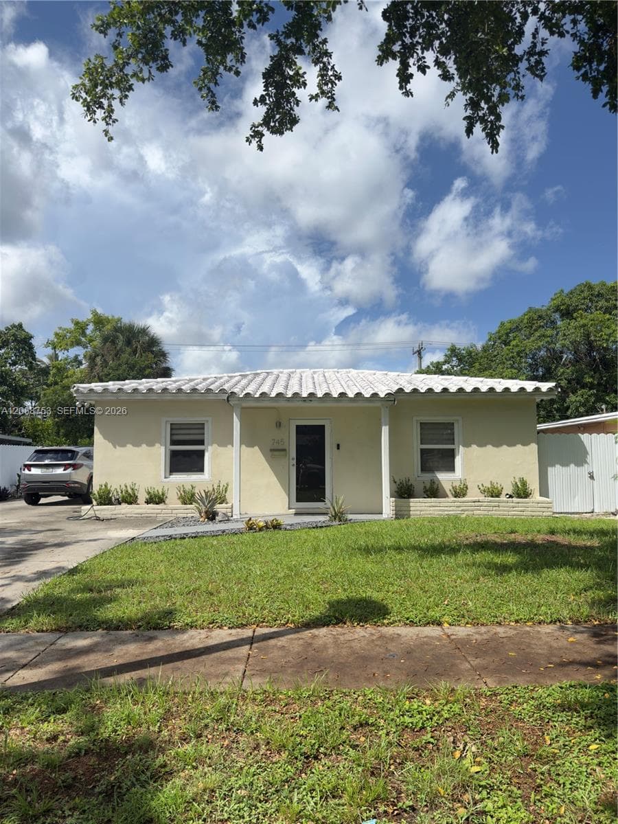 745 NW 126th St, North Miami FL 33168 - North Miami, FL - Photo 1