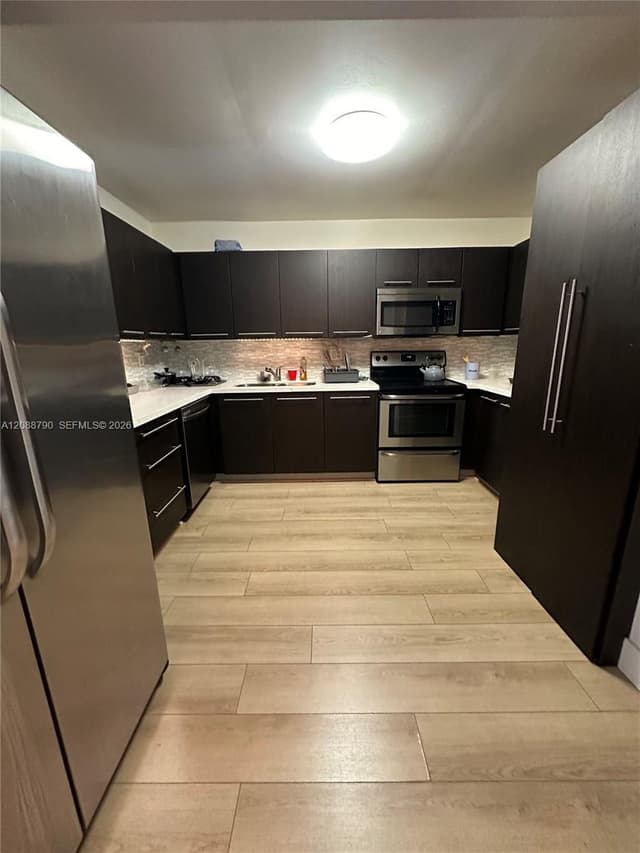 55 Ocean Lane Dr # 2028, Key Biscayne FL 33149 - Key Biscayne, FL - Photo 3