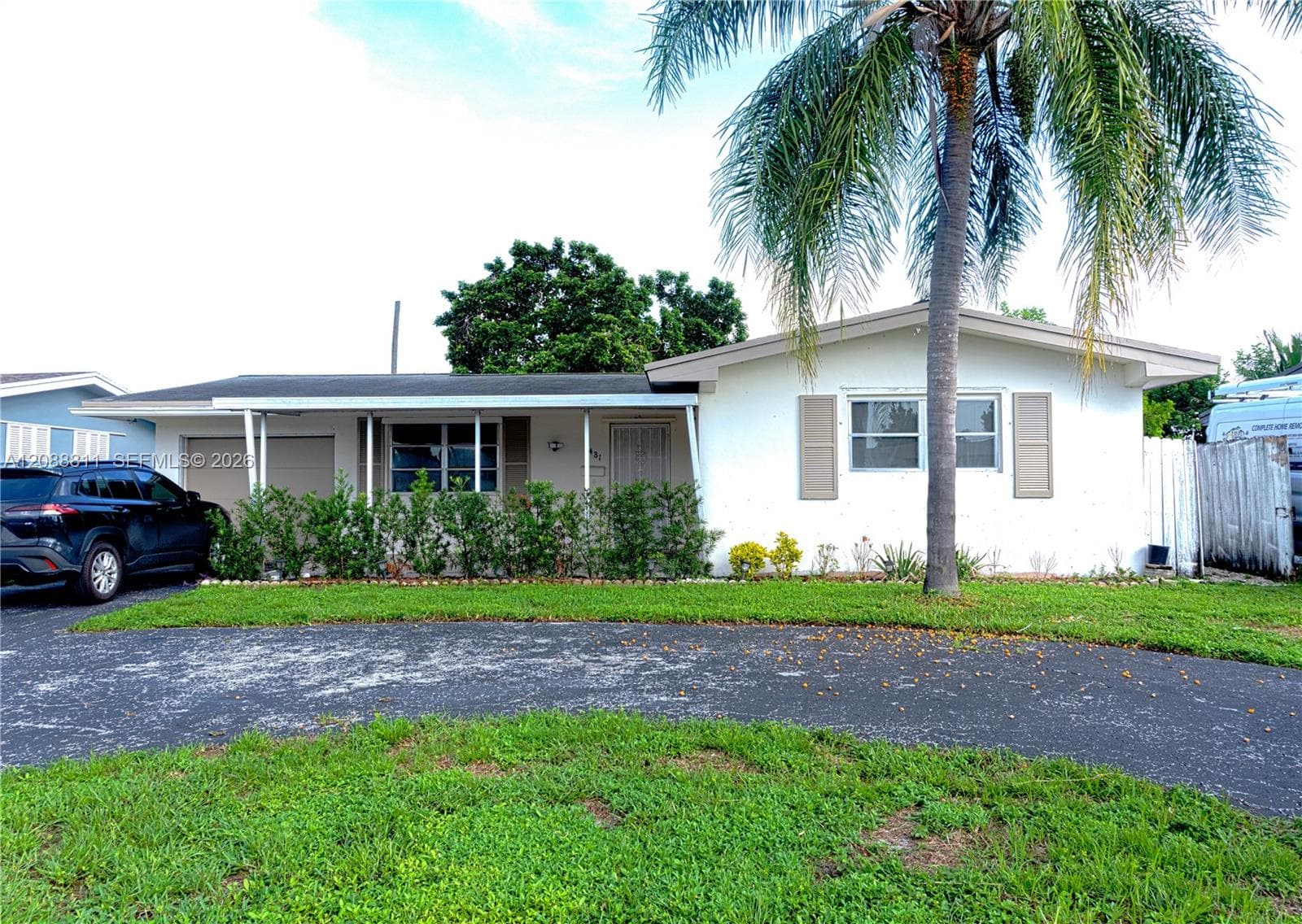 8481 NW 11th St, Pembroke Pines FL 33024 - Pembroke Pines, FL - Photo 1