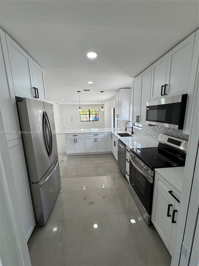 748 NW 133rd Ave, Miami FL 33182 - Miami, FL - Photo 3