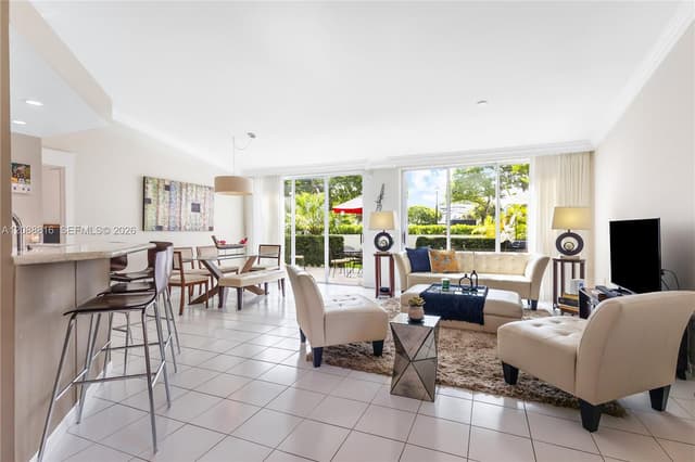 4501 NW 102nd Ct, Doral FL 33178 - Doral, FL - Photo 2