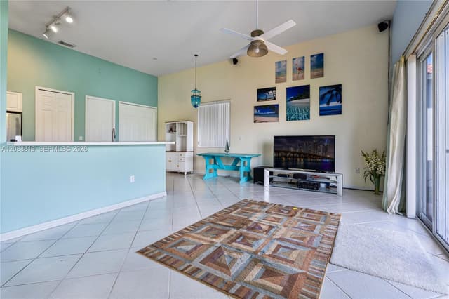 16637 SW 81st Ter, Miami FL 33193 - Miami, FL - Photo 6