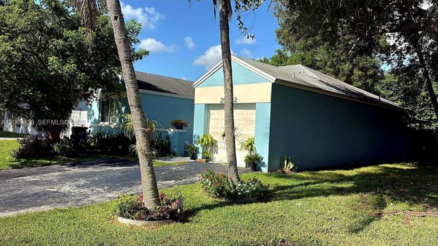 20602 SW 103rd Ave, Cutler Bay FL 33189 - Cutler Bay, FL - Photo 3