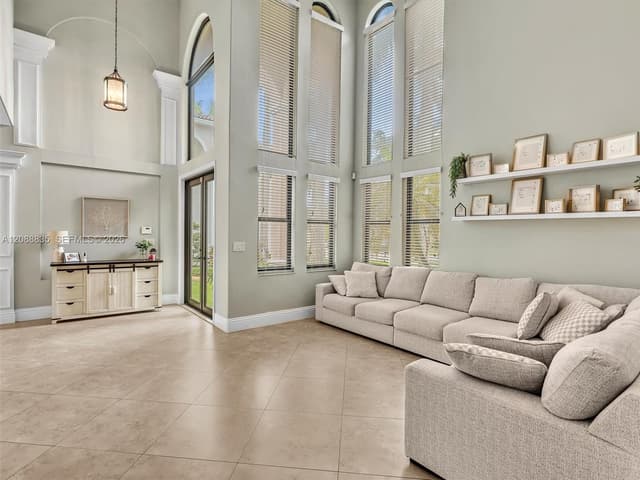 16369 SW 16 Street, Pembroke Pines FL 33027 - Pembroke Pines, FL - Photo 2