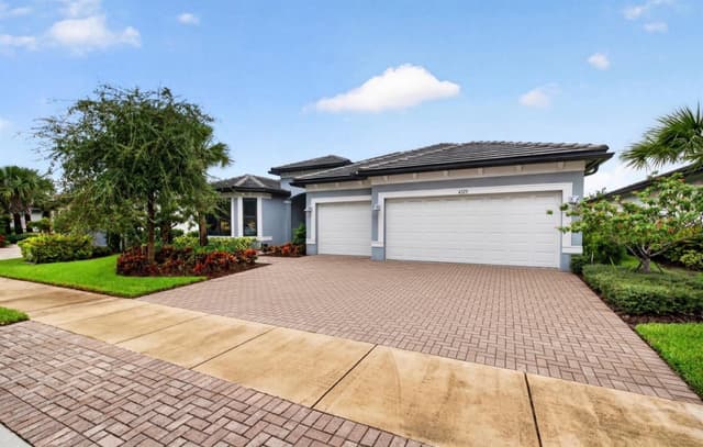4529 Pinehurst Trail W, Oakland Park FL 33309 - Oakland Park, FL - Photo 7