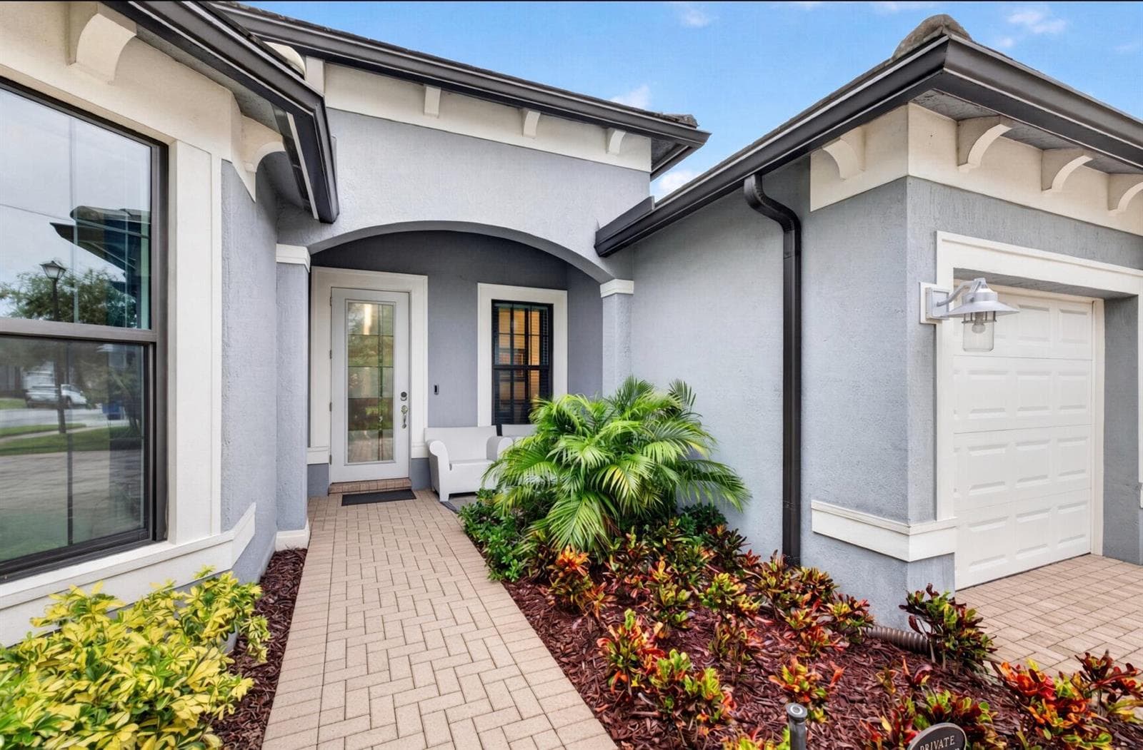 4529 Pinehurst Trail W, Oakland Park FL 33309 - Oakland Park, FL - Photo 1