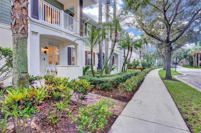 3049 E Community Drive, Jupiter FL 33458 - Jupiter, FL - Photo 5