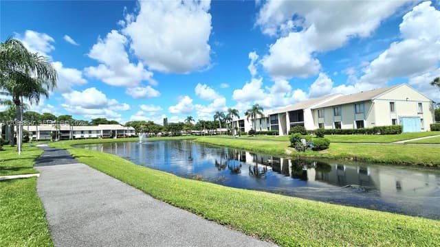 1117 Green Pine Blvd # G1, West Palm Beach FL 33409 - West Palm Beach, FL - Photo 3