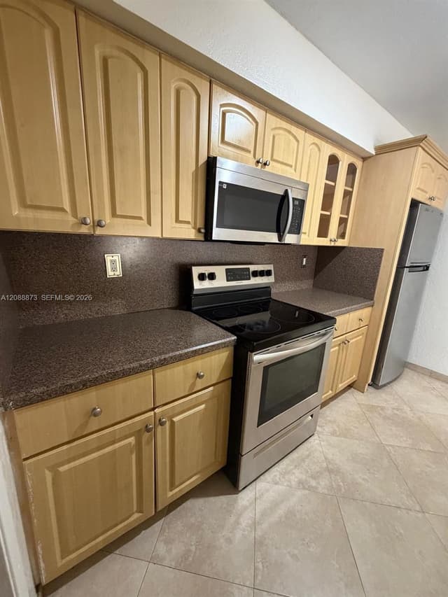 10115 NW 9th St Cir # 106, Miami FL 33172 - Miami, FL - Photo 7
