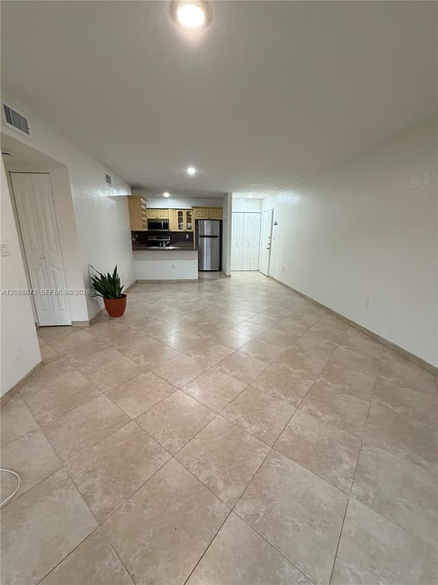 10115 NW 9th St Cir # 106, Miami FL 33172 - Miami, FL - Photo 3