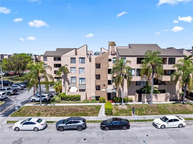 10500 SW 108th Ave # B211, Miami FL 33176 - Miami, FL - Photo 2