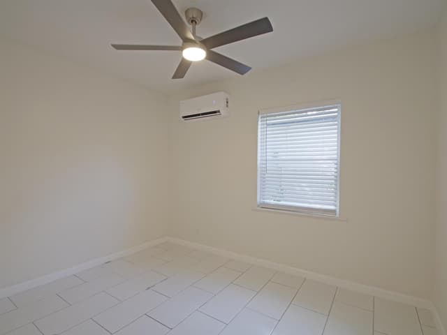 1026 NW 7TH Avenue, Fort Lauderdale FL 33311 - Fort Lauderdale, FL - Photo 7