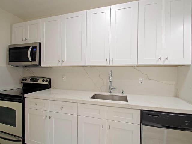 1026 NW 7TH Avenue, Fort Lauderdale FL 33311 - Fort Lauderdale, FL - Photo 5