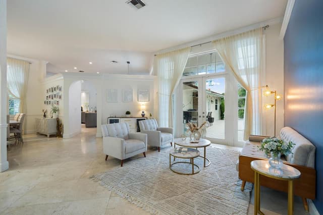 2647 EDGEWATER Drive, Weston FL 33332 - Weston, FL - Photo 4