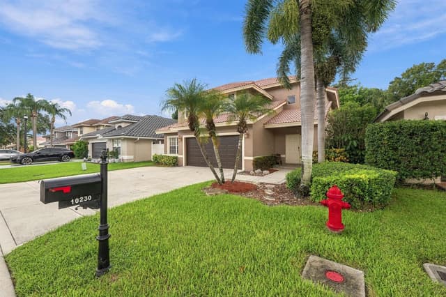 10230 Brookville Lane, Boca Raton FL 33428 - Boca Raton, FL - Photo 2