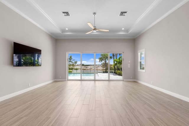 12598 NAUTILUS Circle, Palm Beach Gardens FL 33412 - Palm Beach Gardens, FL - Photo 4