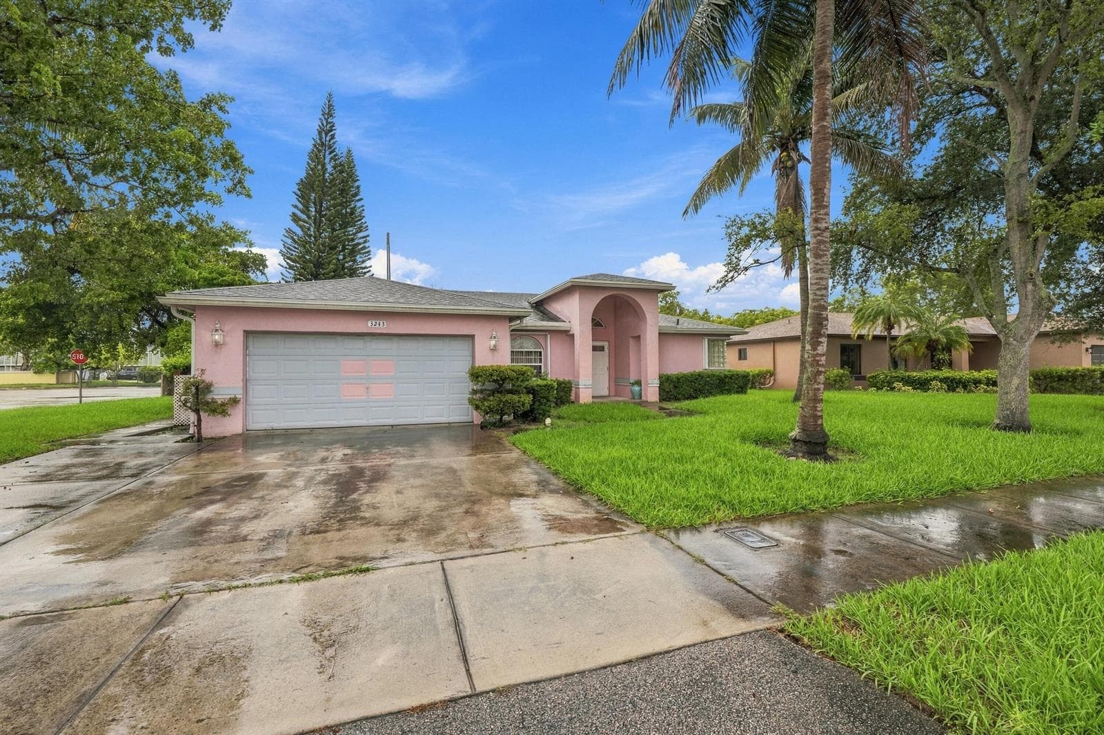 3243 NW 43RD Place, Oakland Park FL 33309 - Oakland Park, FL - Photo 1