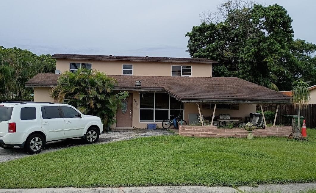 6851 SW 6th Street, Pembroke Pines FL 33023