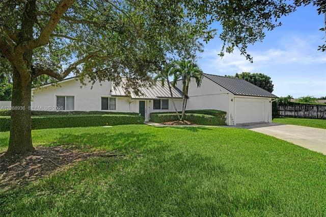 12990 SW 190th St, Miami FL 33177 - Miami, FL - Photo 2