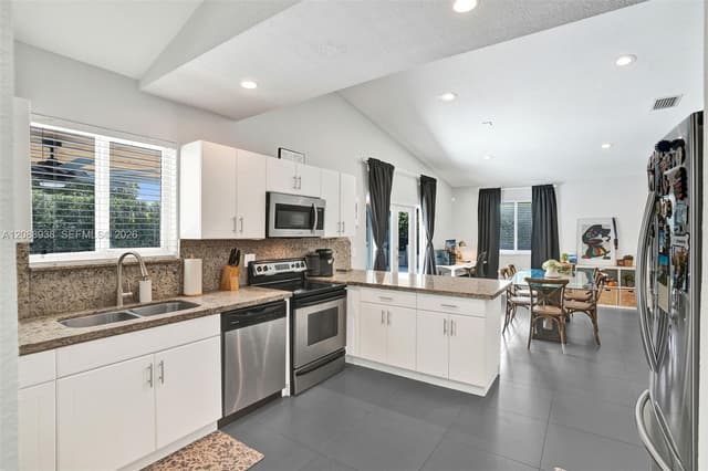 12990 SW 190th St, Miami FL 33177 - Miami, FL - Photo 7