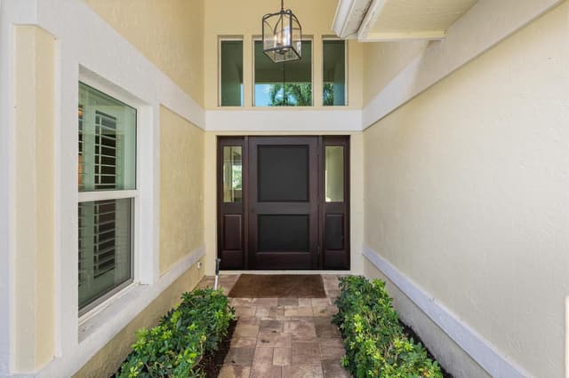 200 Birkdale Lane, Jupiter FL 33458 - Jupiter, FL - Photo 4