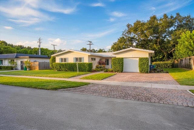 9125 SW 65th St, Miami FL 33173 - Miami, FL - Photo 2