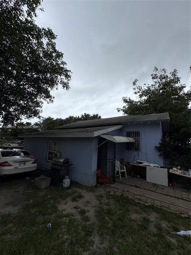 7822 NE Miami Ct, Miami FL 33138 - Miami, FL - Photo 2