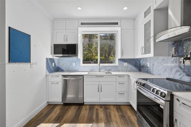 214 Riverwalk Cir, Sunrise FL 33326 - Sunrise, FL - Photo 4