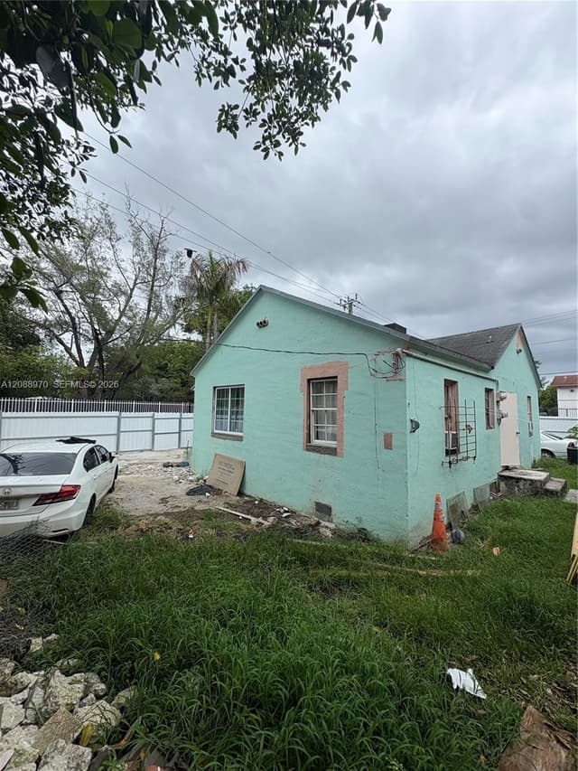 7812 NE Miami Ct, Miami FL 33138 - Miami, FL - Photo 2