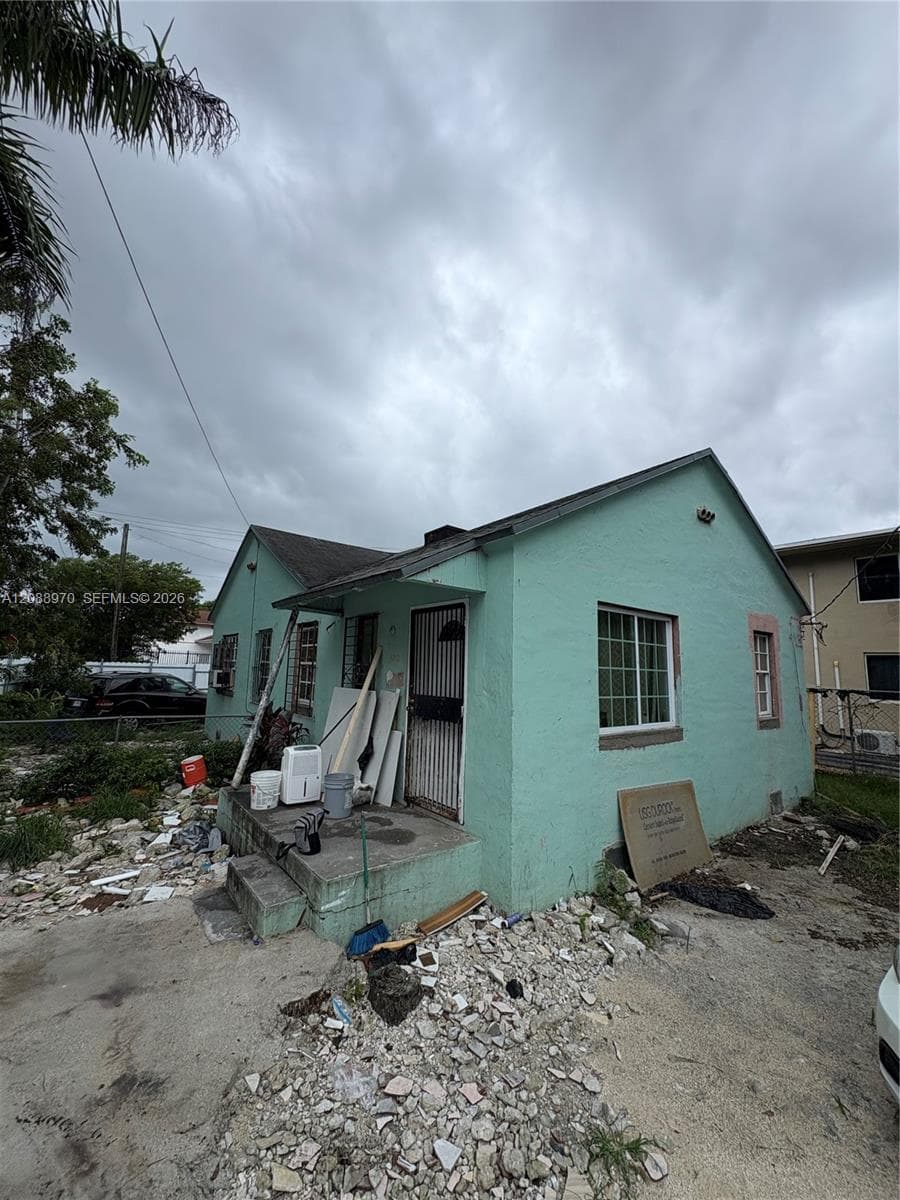 7812 NE Miami Ct, Miami FL 33138