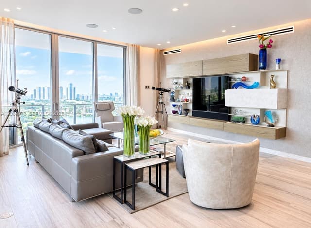17111 Biscayne Blvd # 2210, North Miami Beach FL 33160 - North Miami Beach, FL - Photo 4