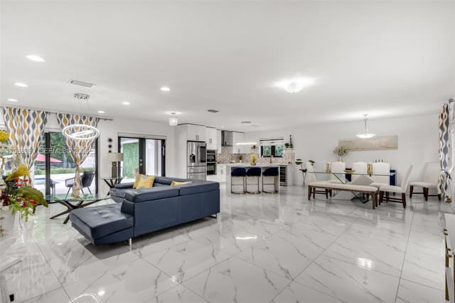 10010 SW 85th Ter, Miami FL 33173 - Miami, FL - Photo 6