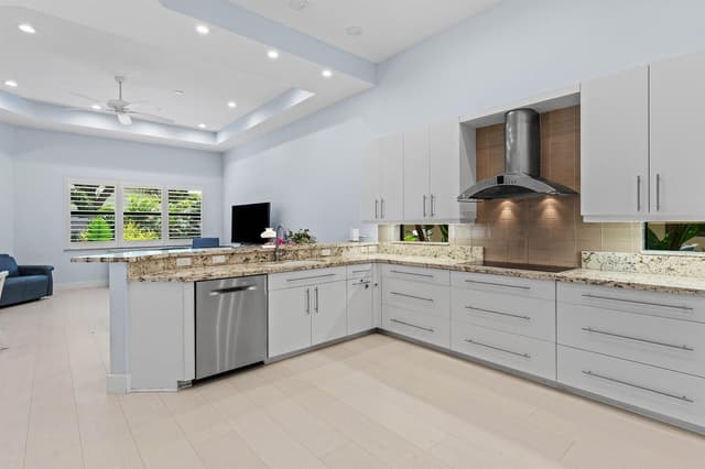 7831 Via Grande, Boynton Beach FL 33437 - Boynton Beach, FL - Photo 3