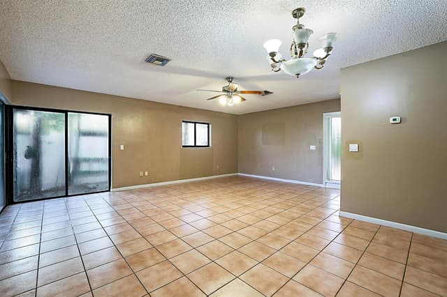 2780 NORFOLK PINE Court, Lake Worth FL 33462 - Lake Worth, FL - Photo 6