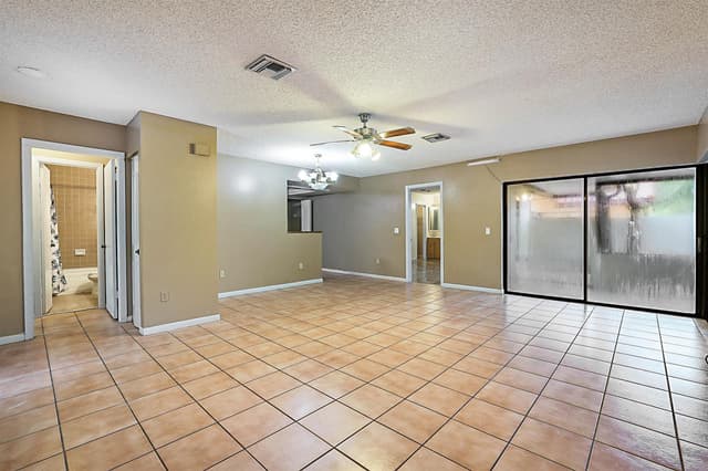 2780 NORFOLK PINE Court, Lake Worth FL 33462 - Lake Worth, FL - Photo 4