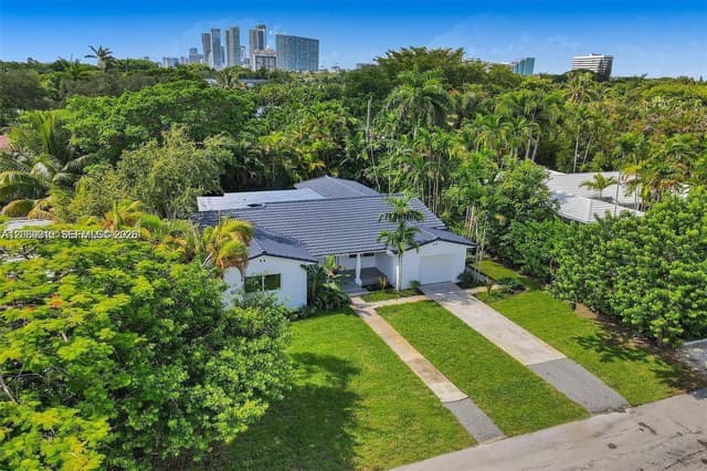 630 NE 52nd Ter, Miami FL 33137 - Miami, FL - Photo 2