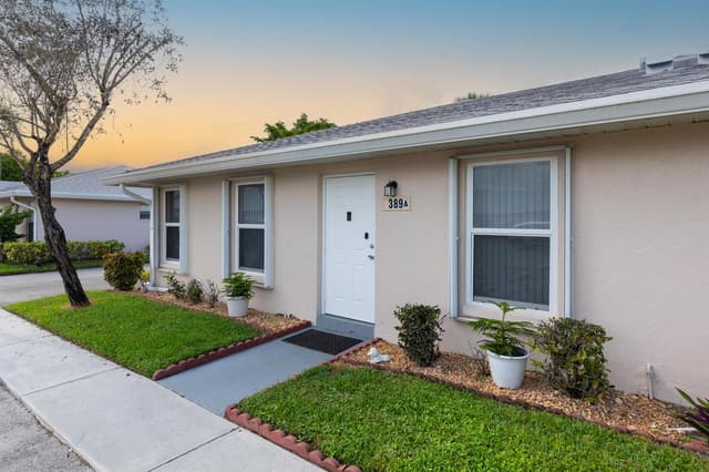 389 BENNINGTON Lane # A, Lake Worth FL 33467 - Lake Worth, FL - Photo 2