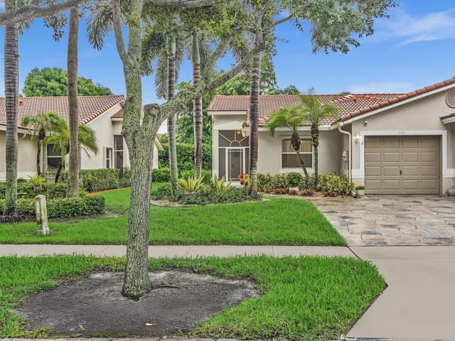 110 SAUSALITO Drive, Boynton Beach FL 33436 - Boynton Beach, FL - Photo 2