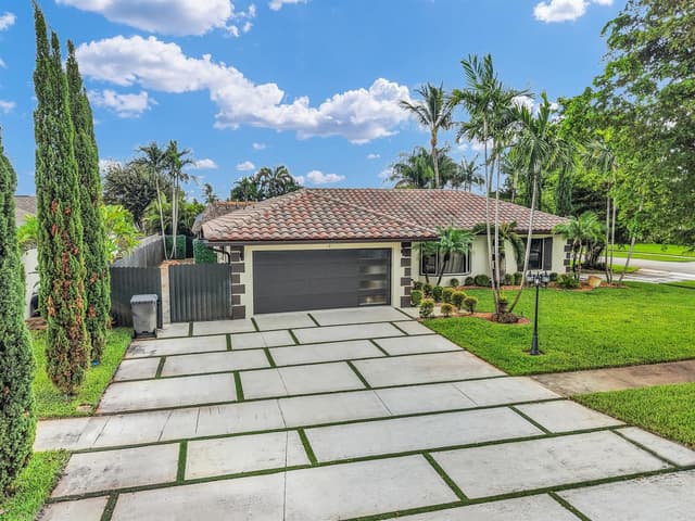 1167 Jason Way, West Palm Beach FL 33406 - West Palm Beach, FL - Photo 4