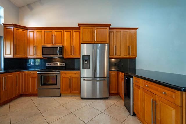 2840 S OAKLAND FOREST Drive # 2703, Oakland Park FL 33309 - Oakland Park, FL - Photo 6