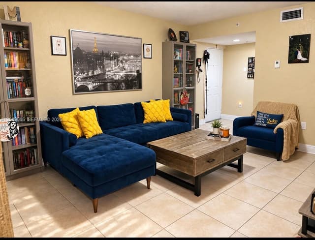 20930 SW 87th Ave # 207, Cutler Bay FL 33189 - Cutler Bay, FL - Photo 2
