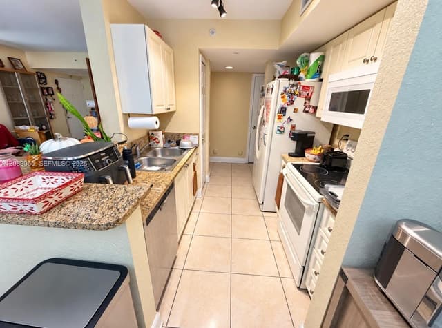 20930 SW 87th Ave # 207, Cutler Bay FL 33189 - Cutler Bay, FL - Photo 6