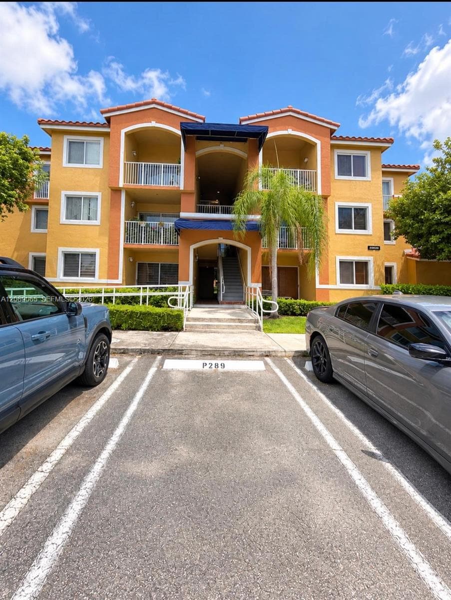 20930 SW 87th Ave # 207, Cutler Bay FL 33189 - Cutler Bay, FL - Photo 1