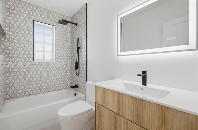 16010 SW 100th Ct, Miami FL 33157 - Miami, FL - Photo 3
