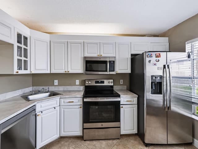 220 Foxtail Drive # G, FL 33415 - Photo 6