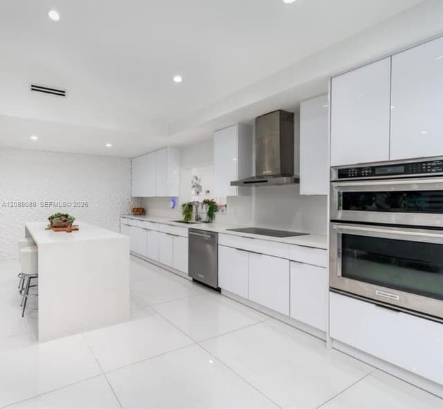 2410 SW 99th Ave, Miami FL 33165 - Miami, FL - Photo 5